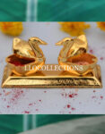 llo-collections-gold-coated-swan-hldi-kumkum