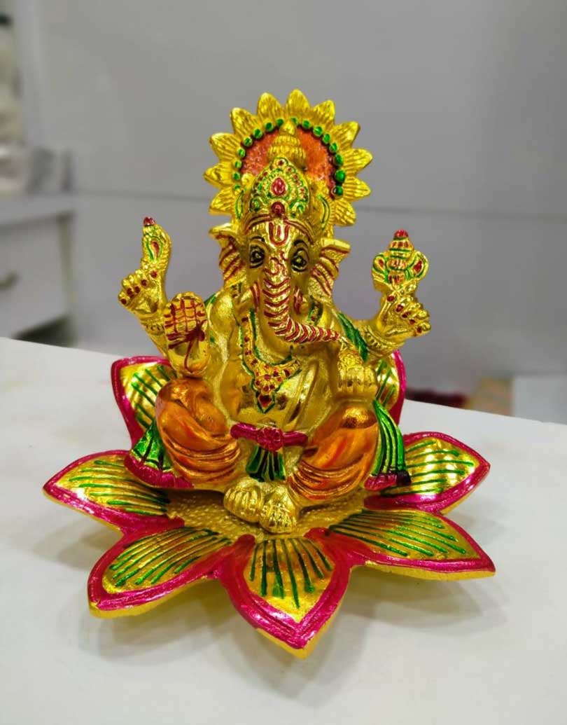 llo-collections-buy-handmade-ganesha-idol-online